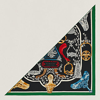 エルメス　HERMÉS ストール　トライアングルETRIERS REMIX エルメス HERMÉS ストール トライアングルETRIERS REMIX Etriers